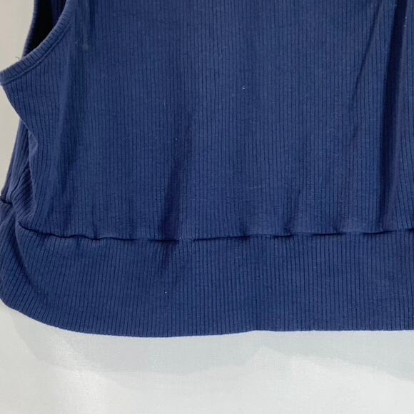 MOTF Women's Navy Sleeveless Ribbed Mock Neck Crop Top SZ L - Picture 2 of 10